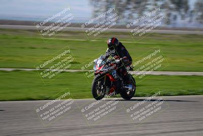 media/Feb-11-2024-TrackDaz (Sun) [[0c6448d9ff]]/Group B/Grid and Front Straight/